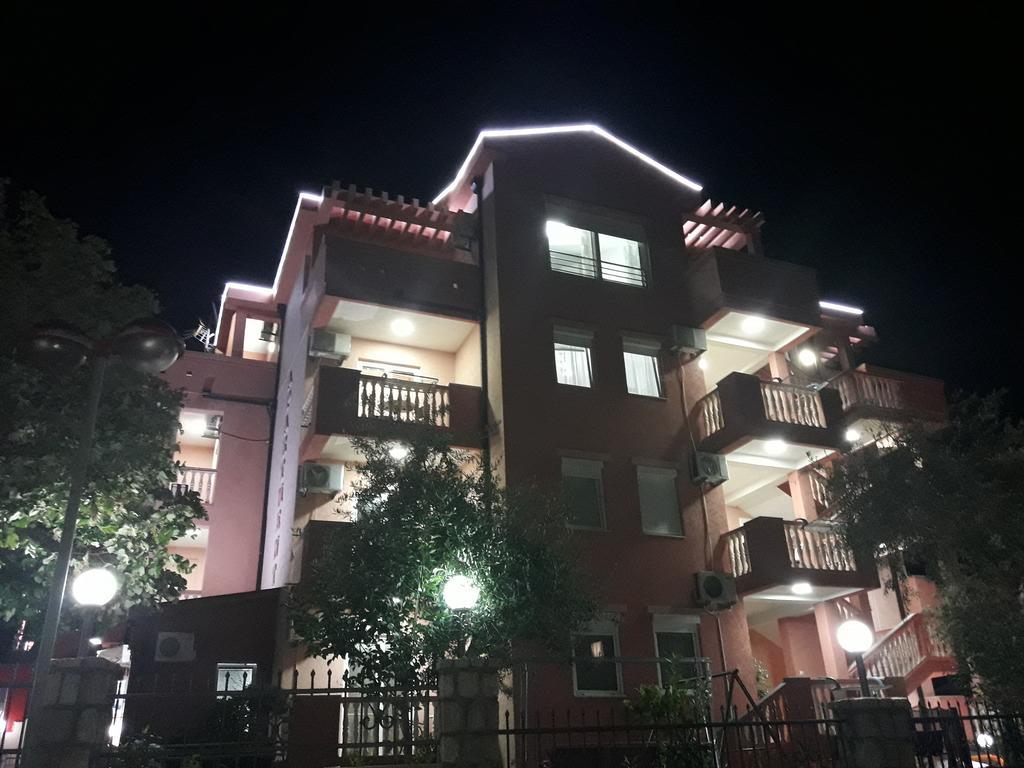Apartments Mediteran Улцин Екстериор снимка